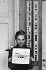 Skolpojke i Öravans skola, Lycksele 1962. Foto: Sune Jonsson, Västerbottens museum. 